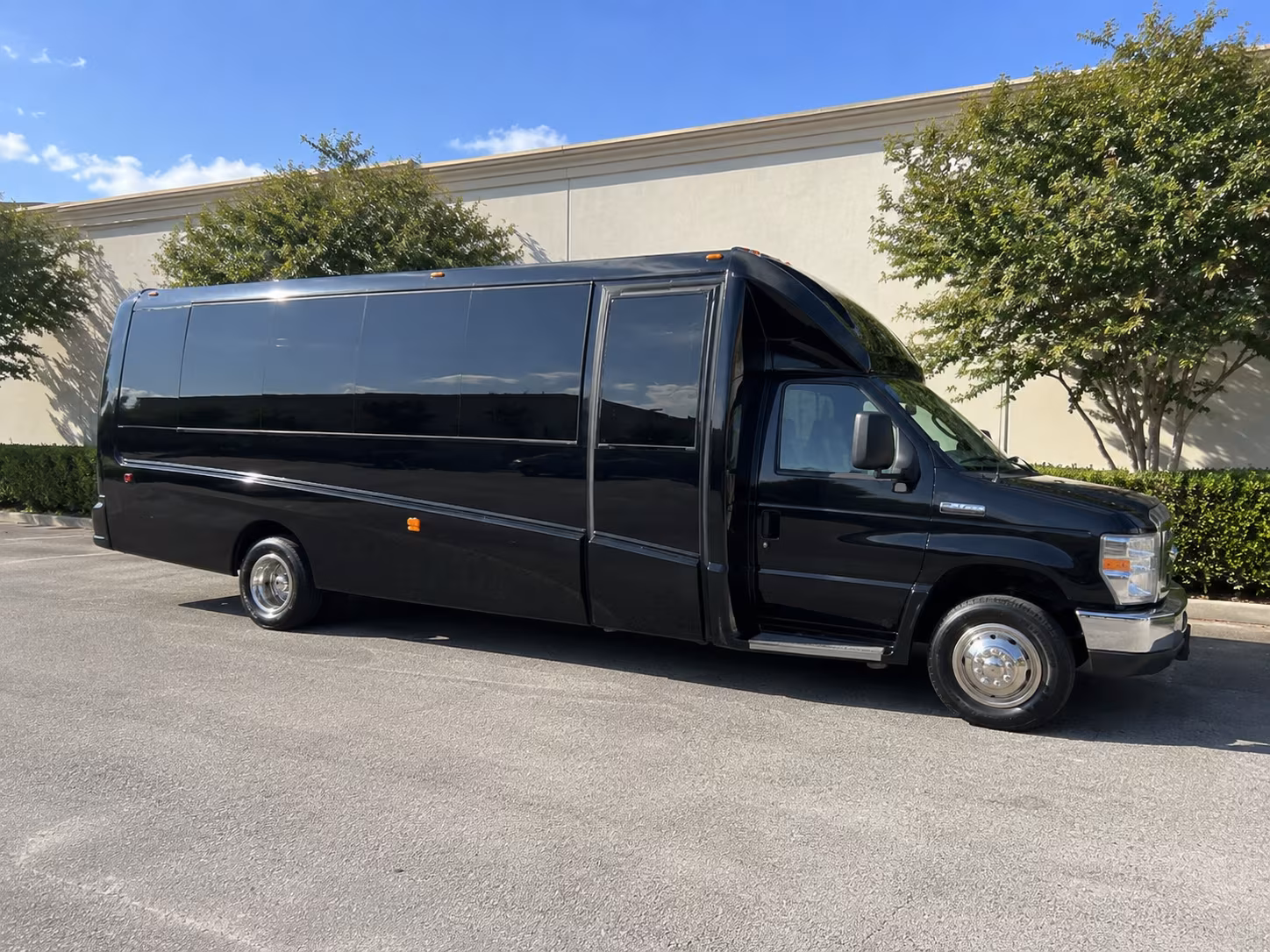 shuttle to john wayne airport orange county