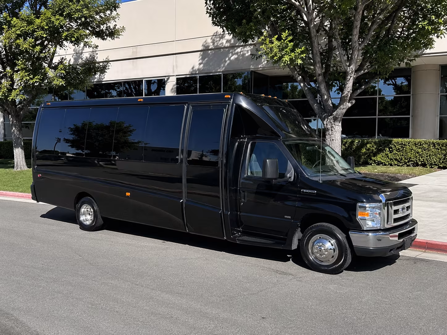 why book winery and brewery tours through anaheimshuttlebusrentals com